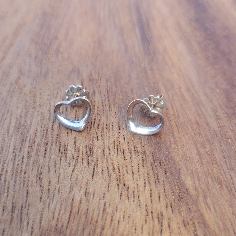 Tiffany & Co Sterling Elsa Peretti Open Heart earrings